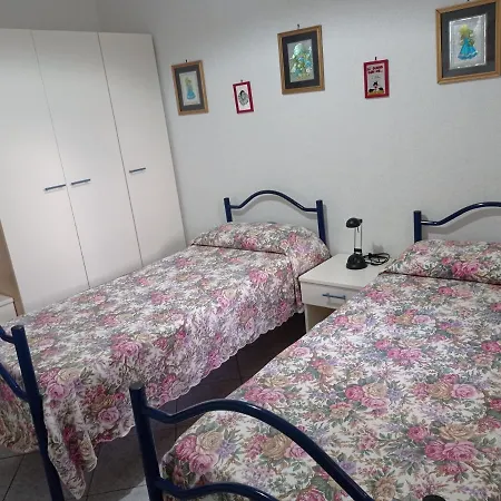 Domus Piras بيت للعطل كارديدو