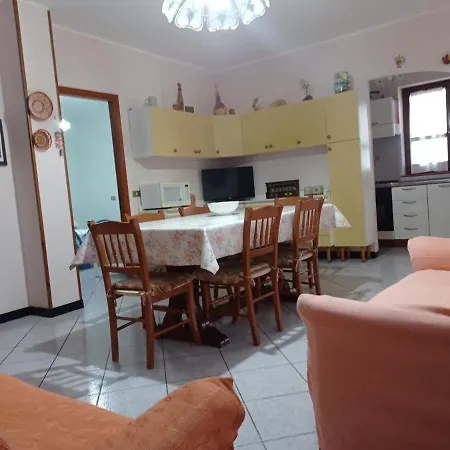 Domus Piras بيت للعطل