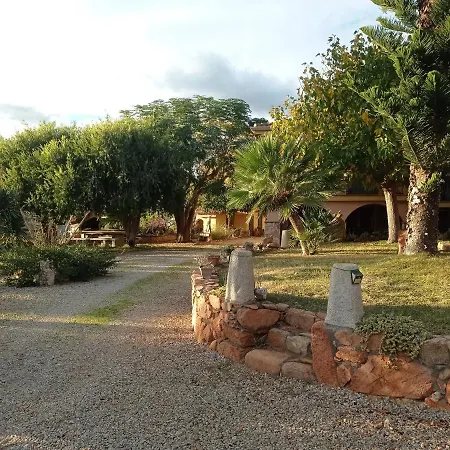 Domus Piras *